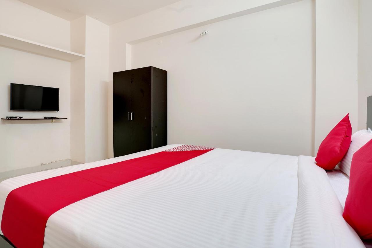 Oyo 41102 Hyderabad Elite Hotel Haidar Sahibguda Exterior photo